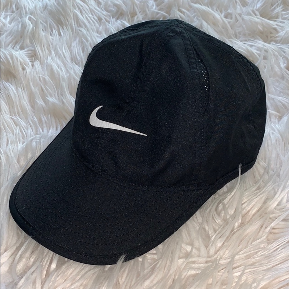 Women’s Nike Hat